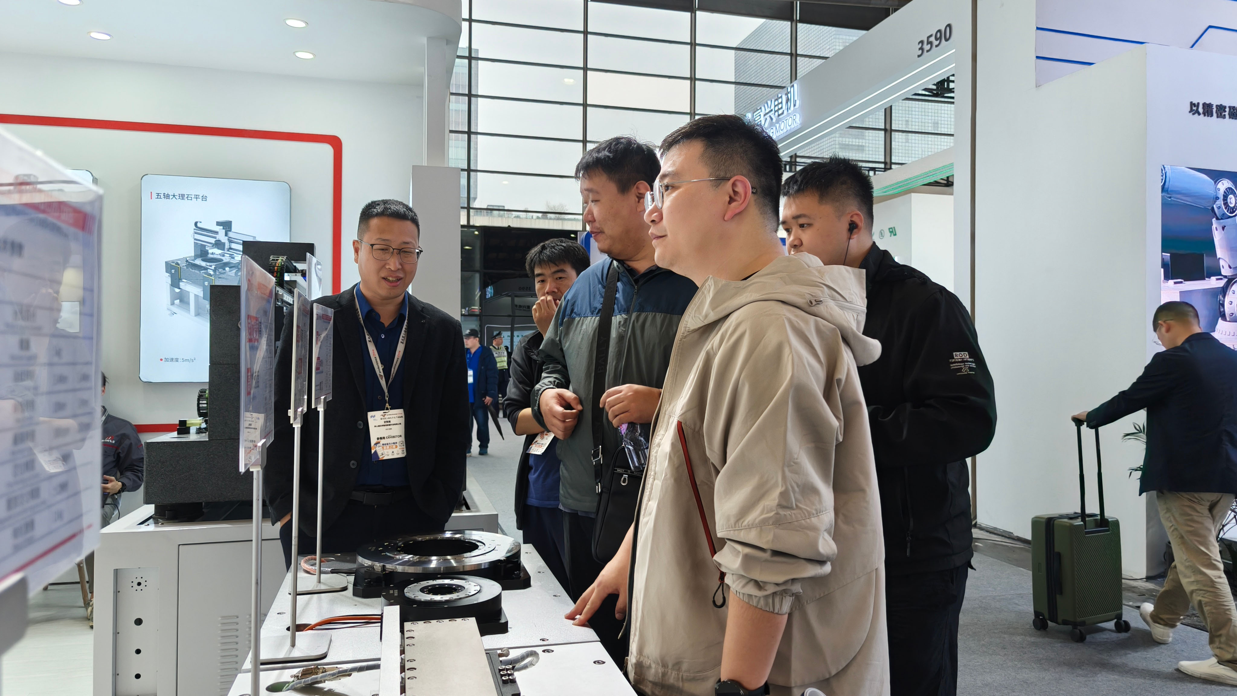 德瑪特智能亮相2025慕尼黑上海電子生產(chǎn)設(shè)備展，展示高端直驅(qū)技術(shù)新突破